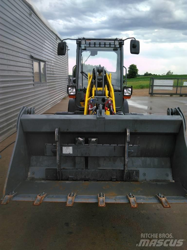 Wacker Neuson WL 34 Kolesni nakladalci