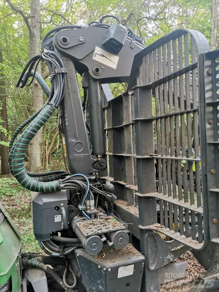 John Deere 1110G Forwarderji