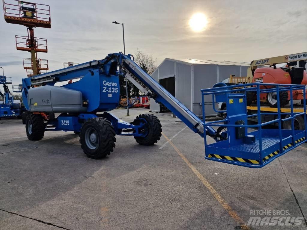 Genie Z 135/70 Zglobne dvižne ploščadi