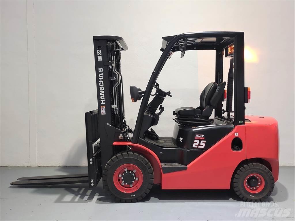 Hangcha CPCD25XH7F Dizelski viličarji