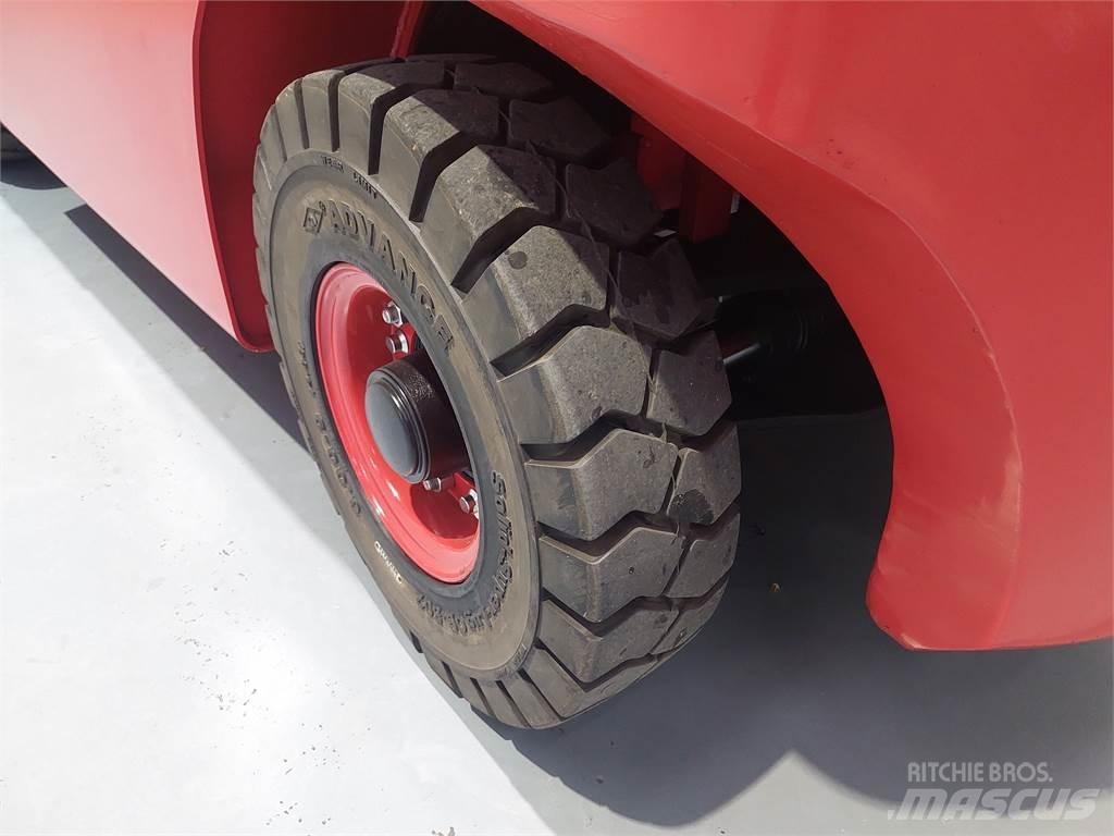 Hangcha CPCD25XH7F Dizelski viličarji