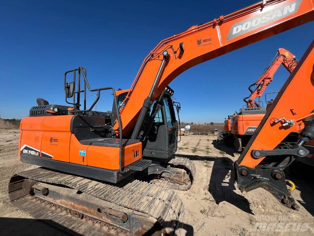 Doosan DX140LC-7 Bagri goseničarji