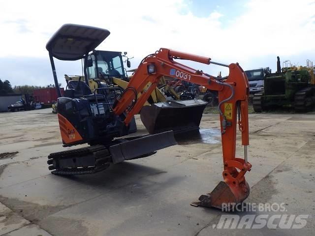 Hitachi ZX 17 U-2 Mini bagri <7t