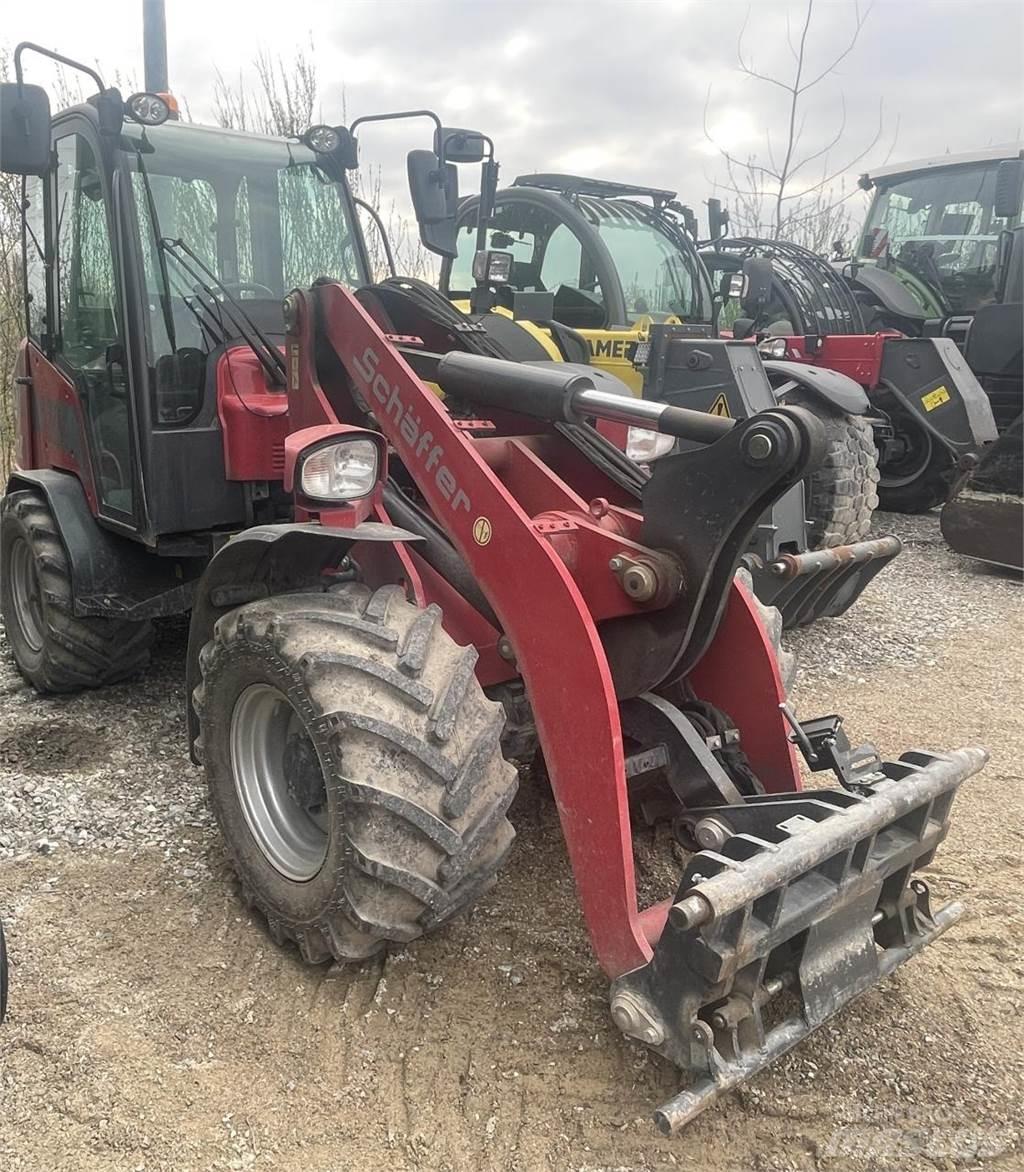 Schäffer 4670 Z Mini nakladalci