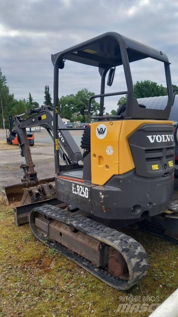 Volvo ECR 25 D Mini bagri <7t
