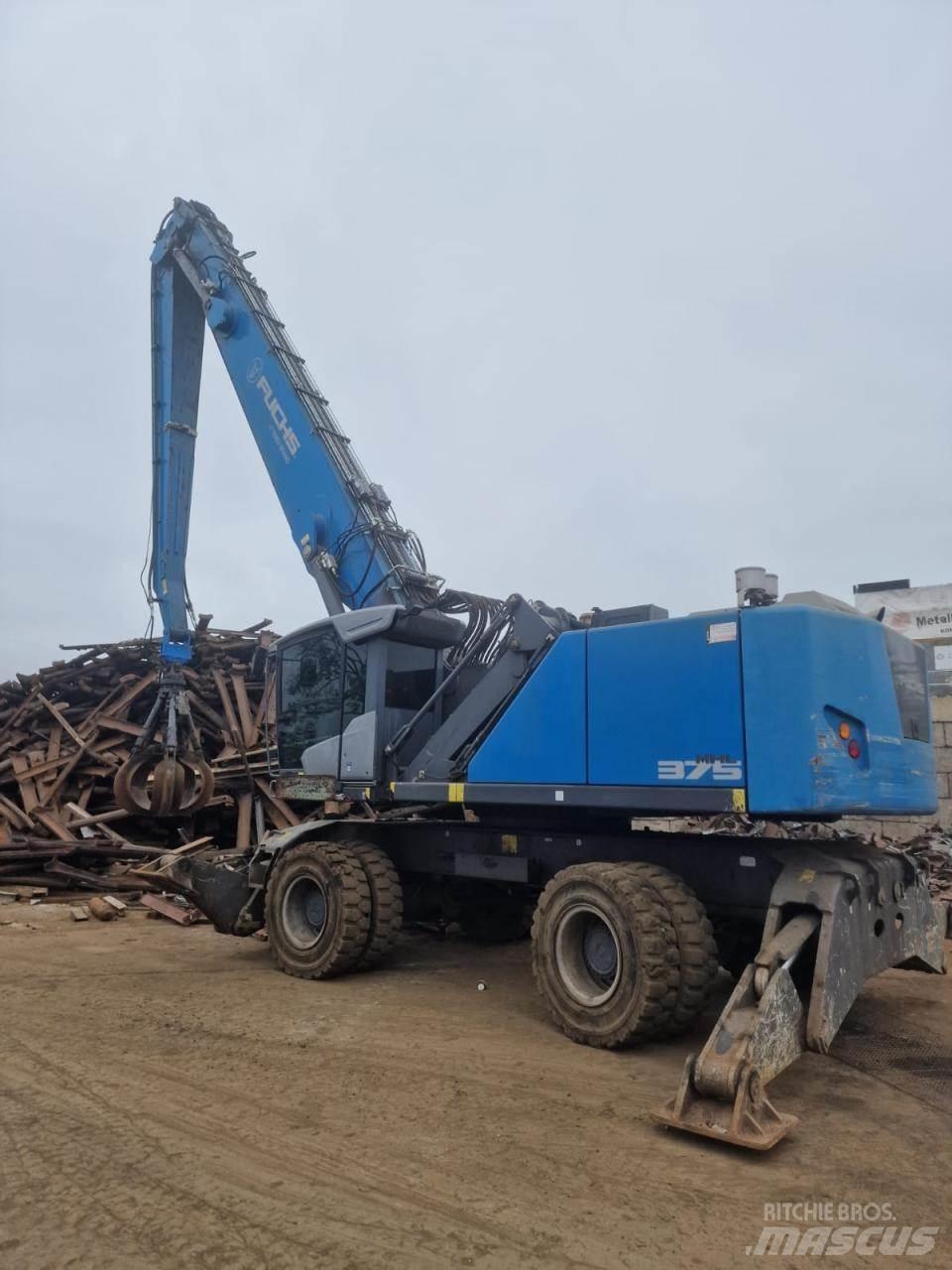  Fuchs  MHL 375 S5 Bagri na kolesih