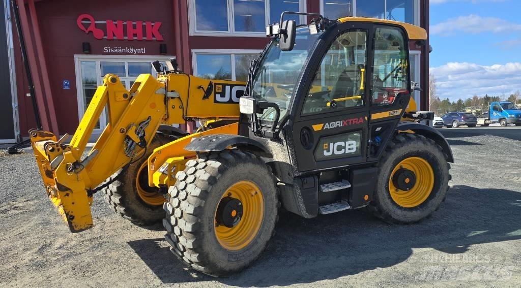 JCB 542-70 Kmetijski teleskopski nakladalci