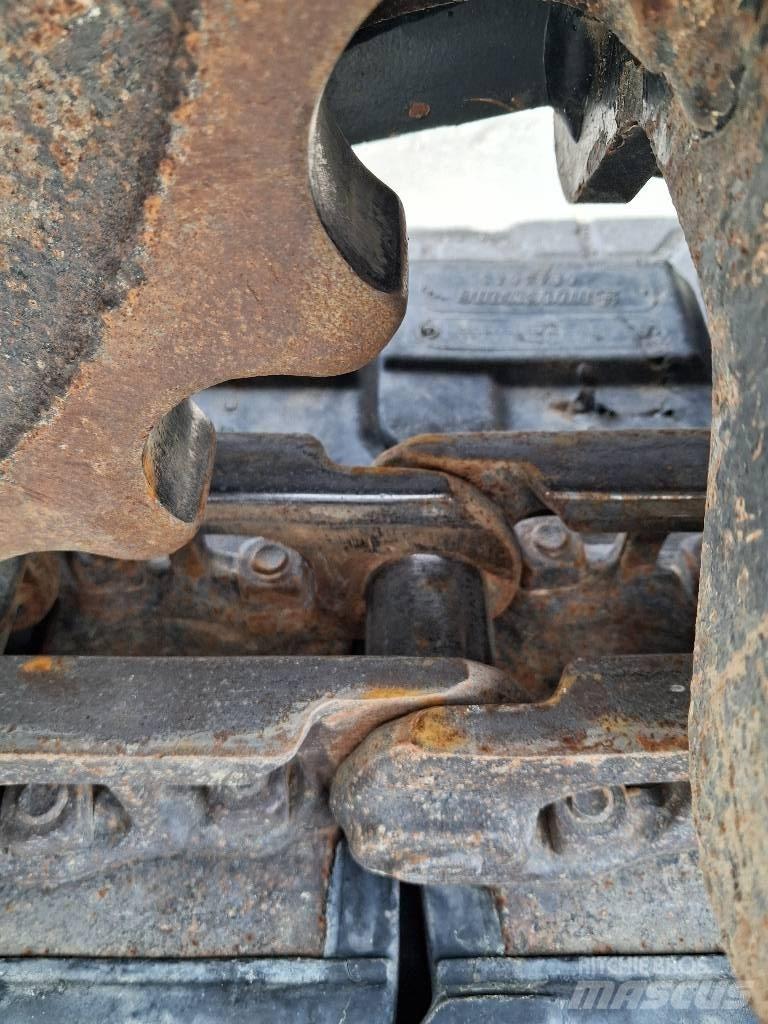 JCB 85 Z-1 Midi bagri 7t – 12t