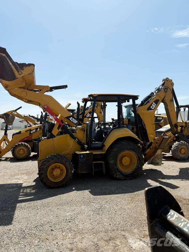 CAT 420 F Rovokopači