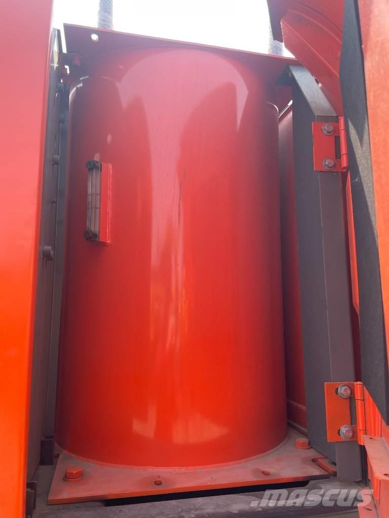 Hitachi ZX 240 Bagri goseničarji