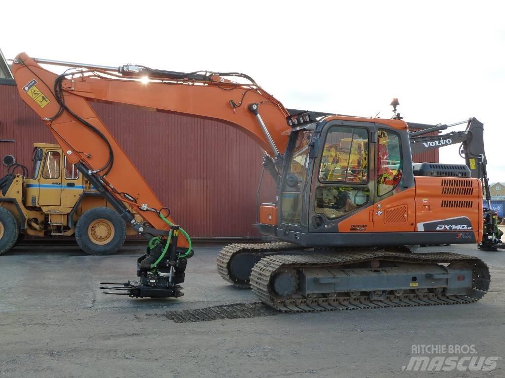 Doosan DX140LC-5 Bagri goseničarji