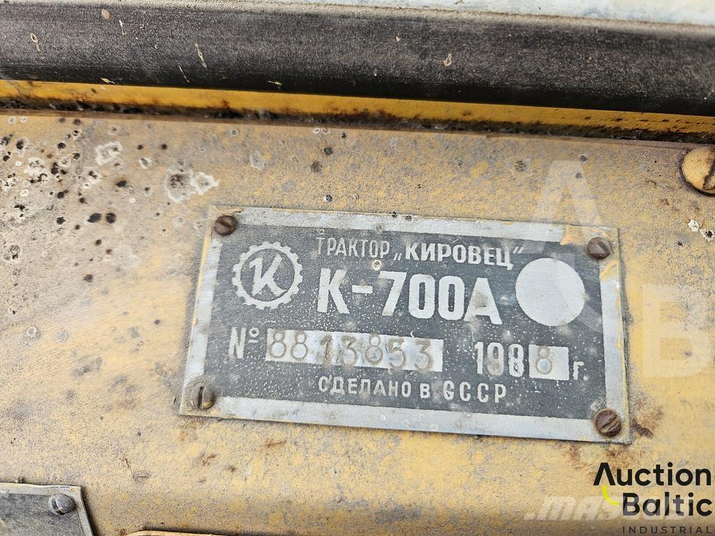  Kirovec K-700A Traktorji