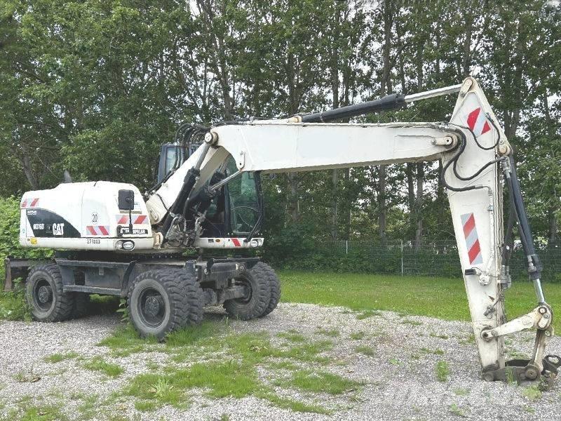 CAT M 316 D Bagri na kolesih
