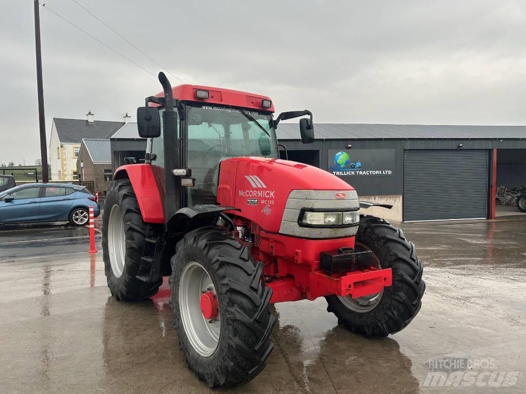 McCormick MC 135 Traktorji