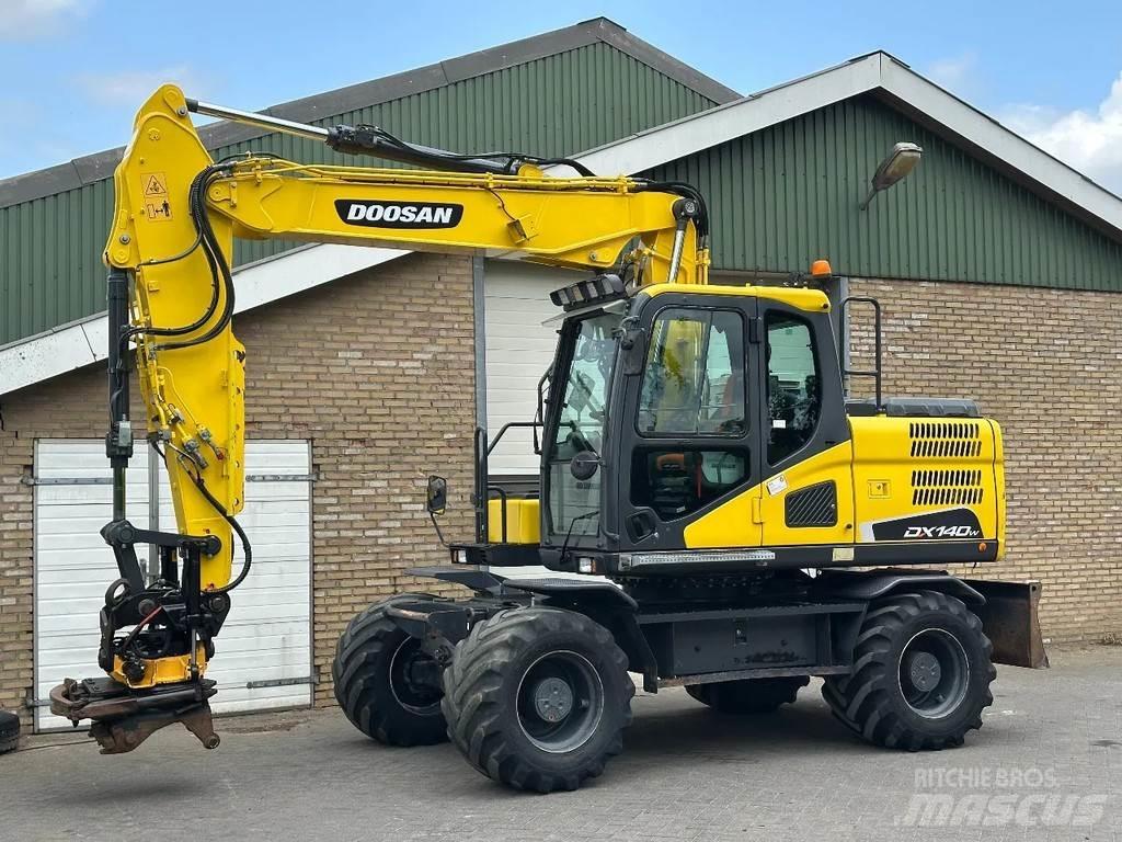 Doosan DX140W-5 Bagri na kolesih