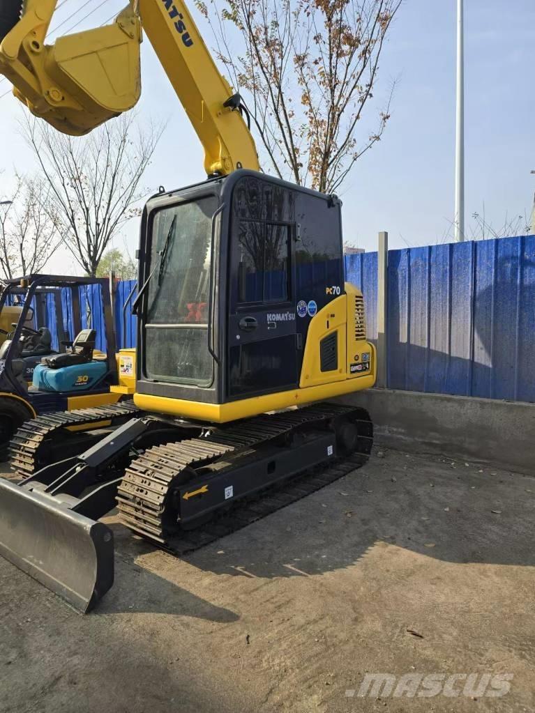 Komatsu PC 70 Mini bagri <7t