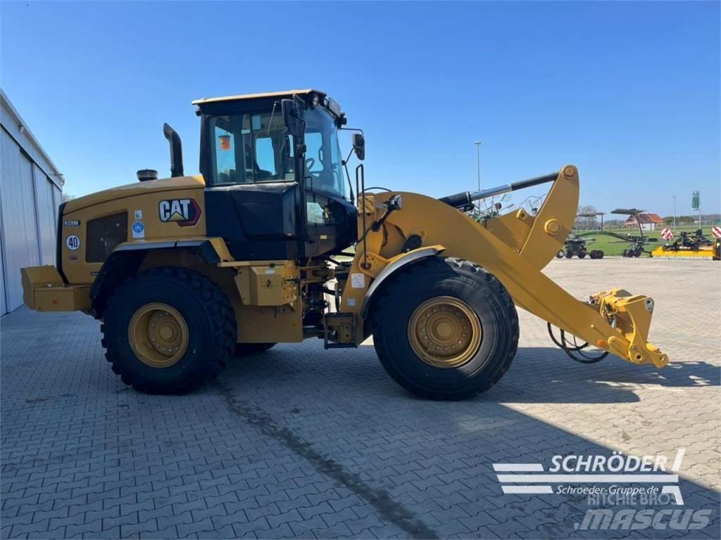 CAT 938 HL Kolesni nakladalci