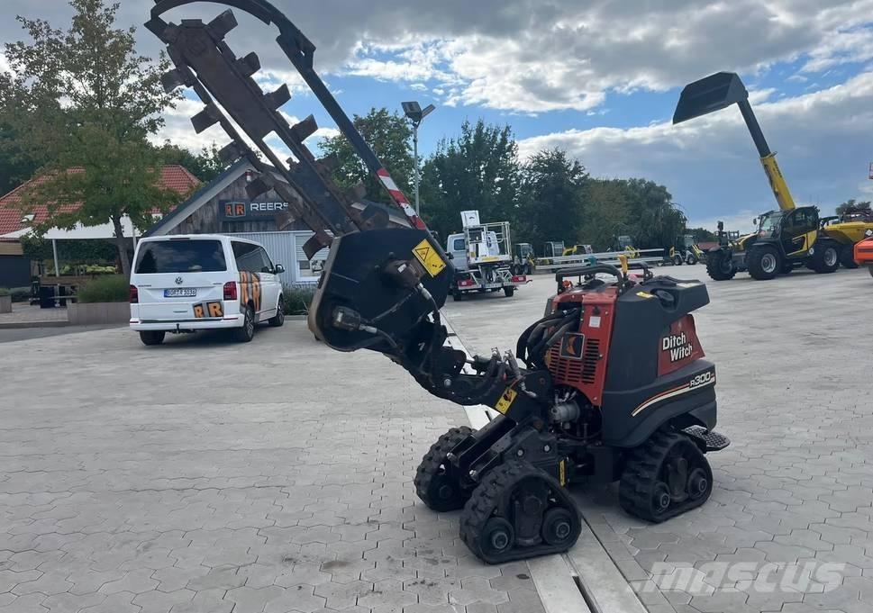 Ditch Witch R300 Demperji goseničarji