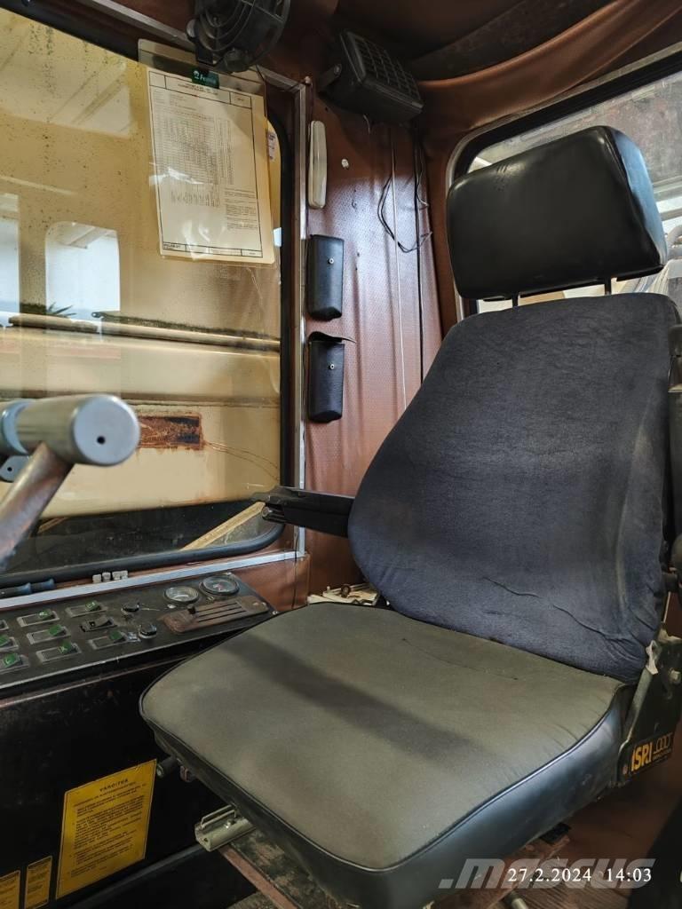 Lokomo A 353 NR Rabljeni žerjavi za vsak teren