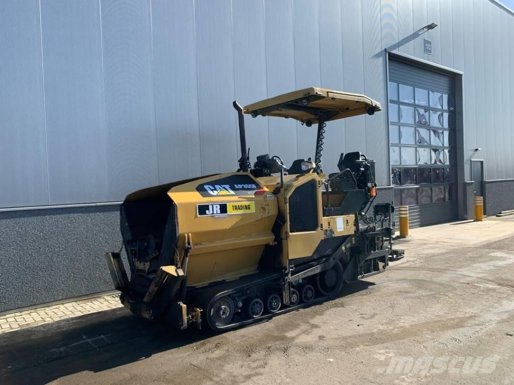CAT AP355F Asfaltni finišerji