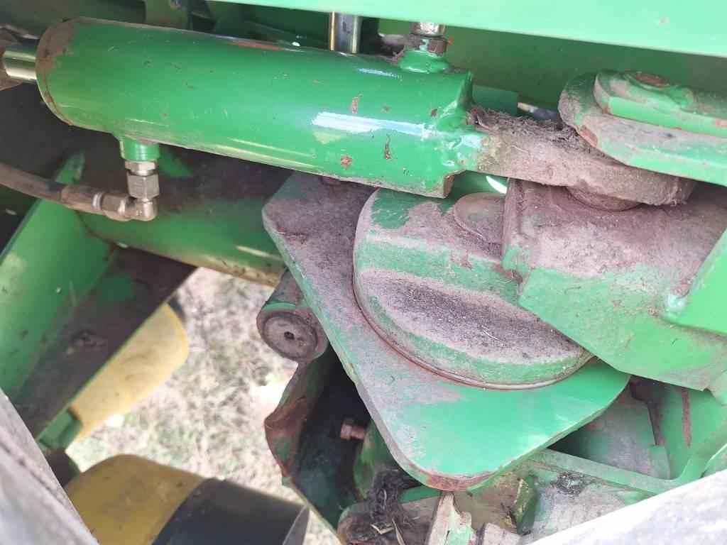 John Deere 328 Diskaste kosilnice