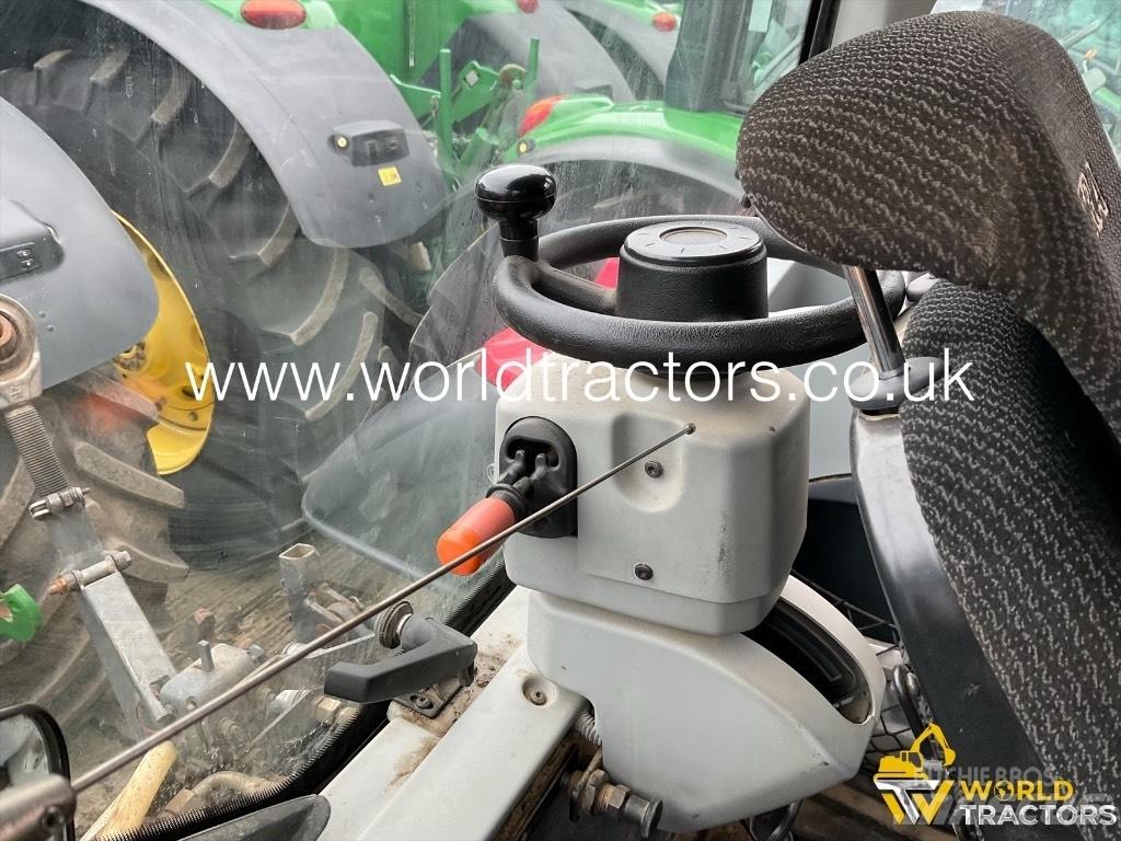 Valtra N 124 Traktorji