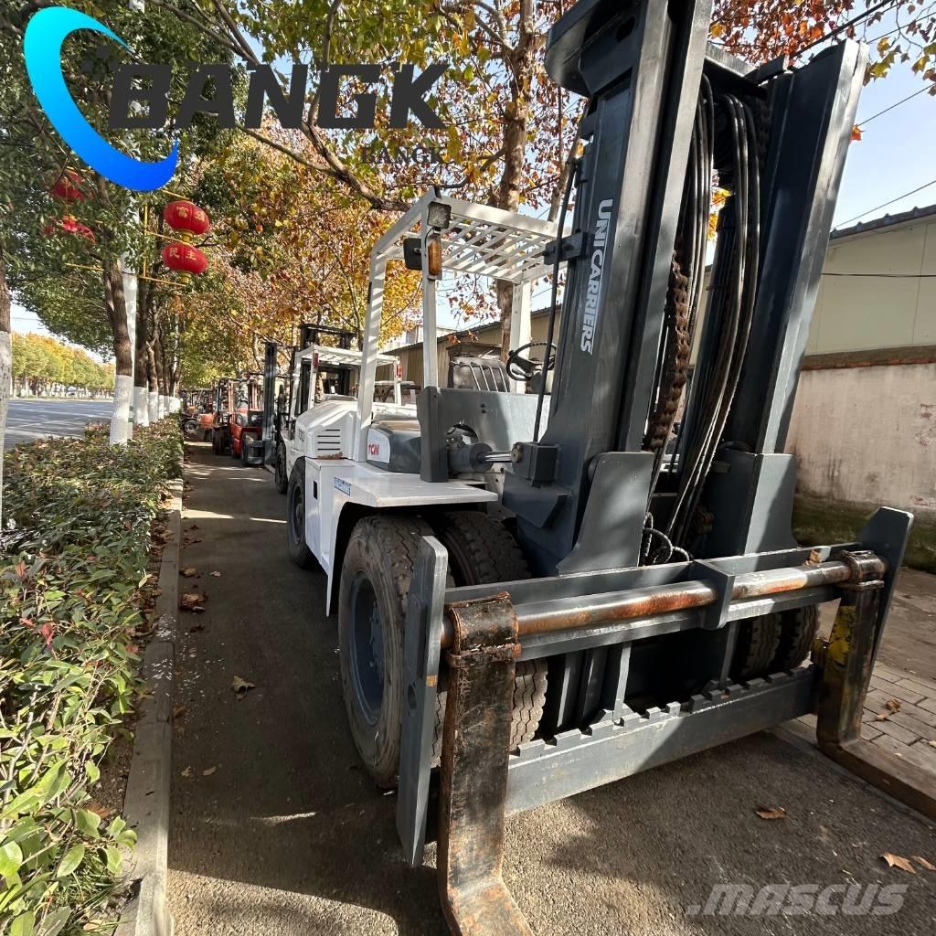 TCM FD100 Dizelski viličarji