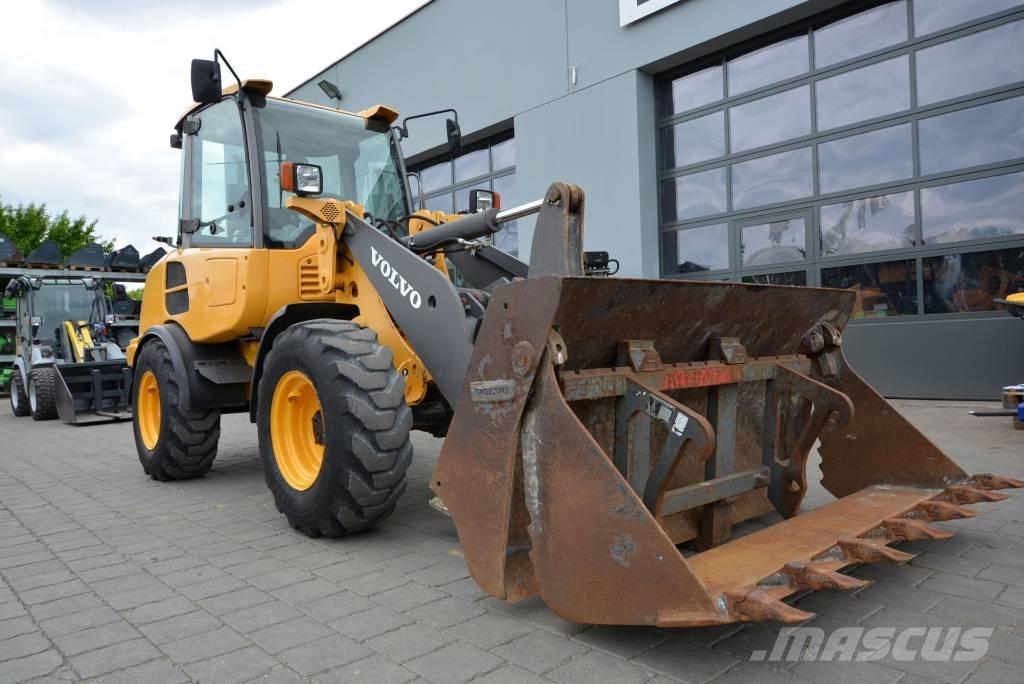 Volvo L 25 F Z Kolesni nakladalci