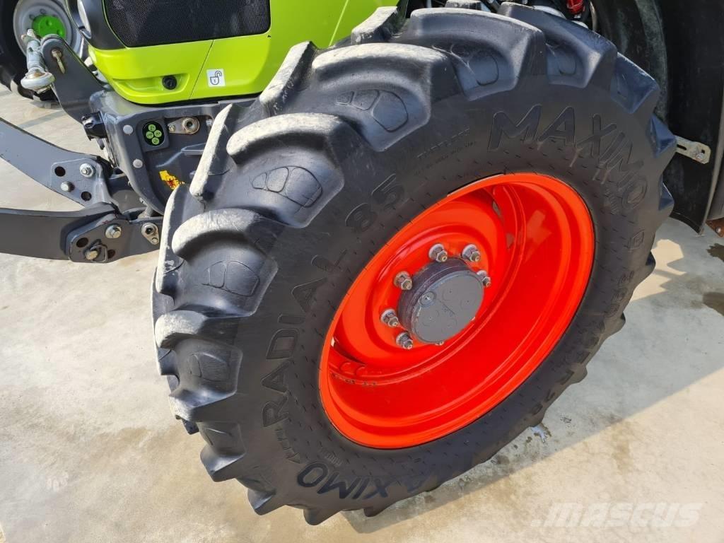 CLAAS Arion 440 CIS Traktorji