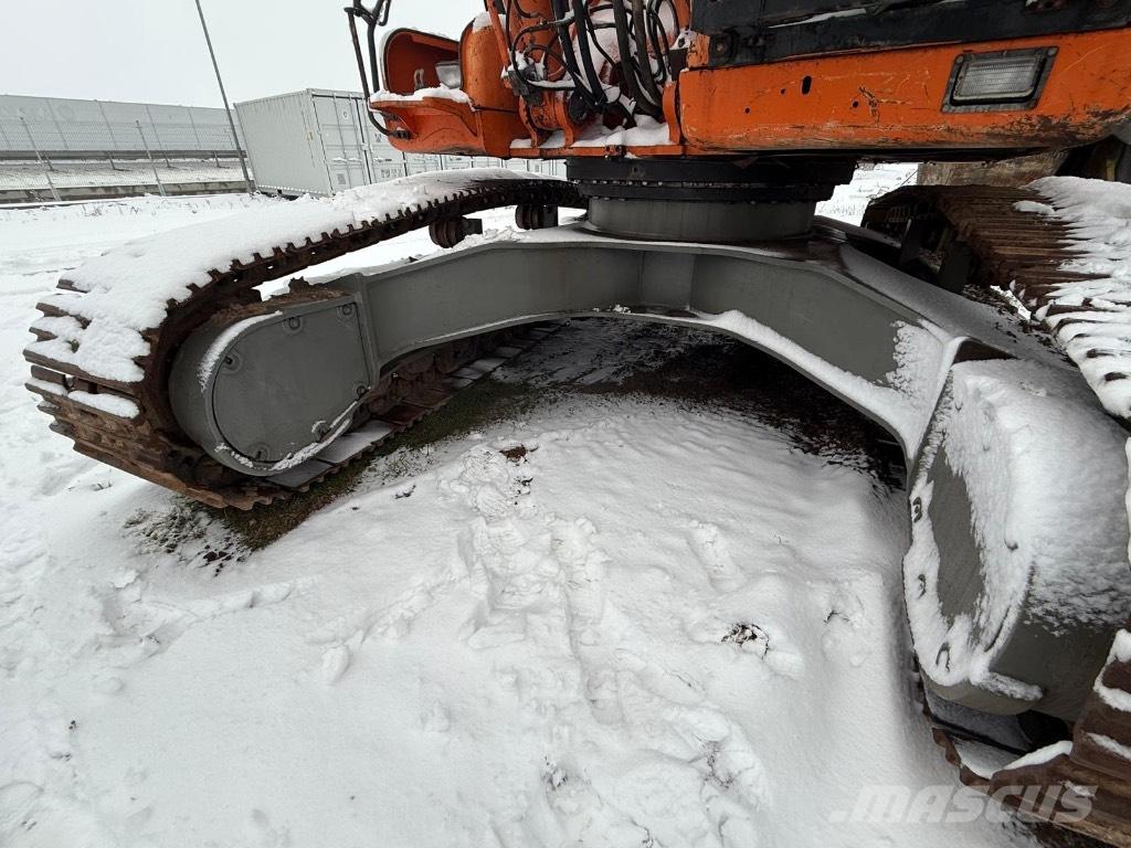 Doosan DX 420 LC Bagri goseničarji