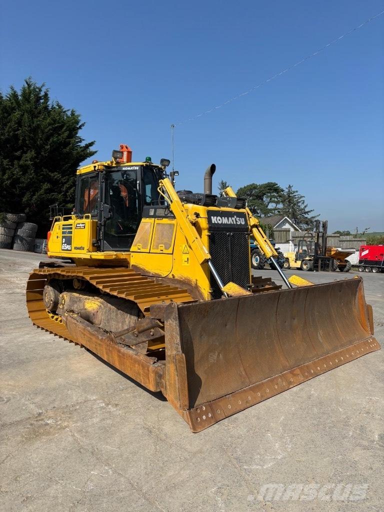 Komatsu D 65 PXi-18 Buldožerji goseničarji