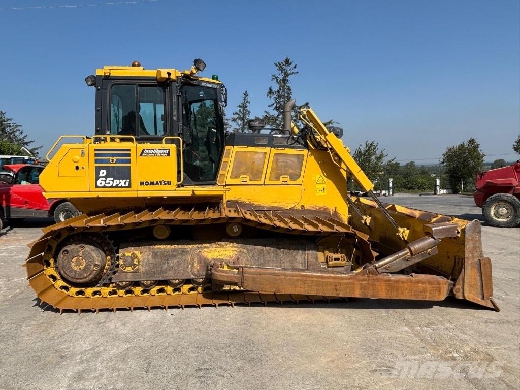 Komatsu D 65 PXi-18 Buldožerji goseničarji