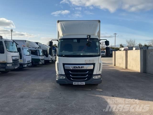 DAF LF180 Tovornjaki s ponjavo