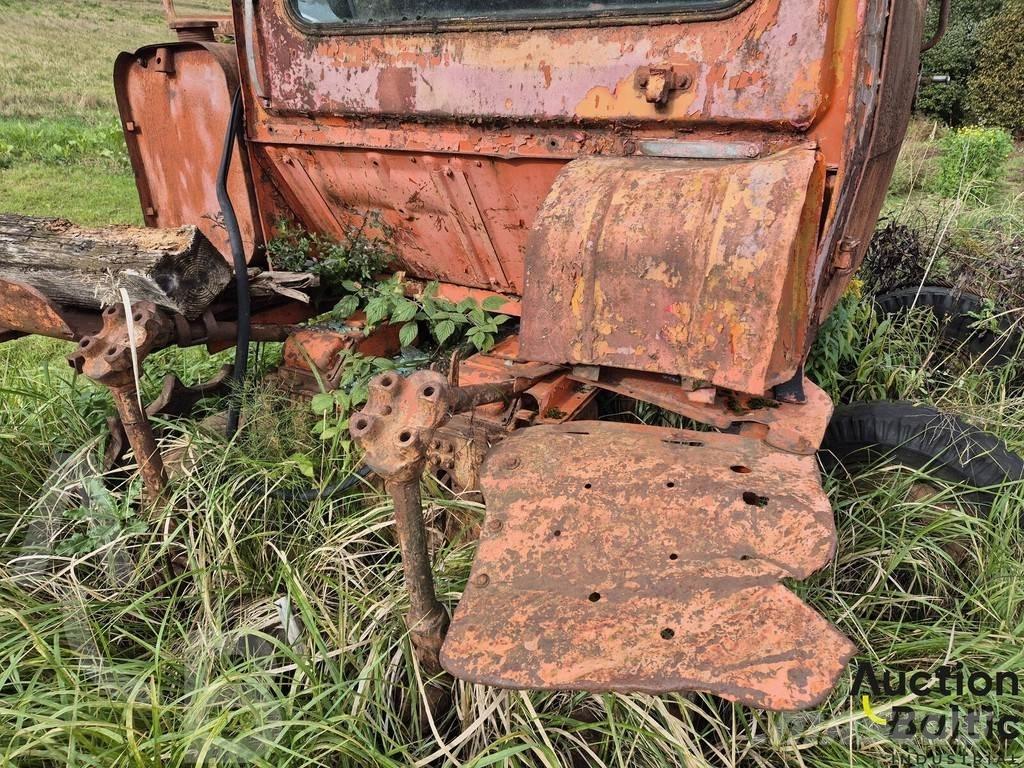  Onbekend DT-75 Buldožerji goseničarji