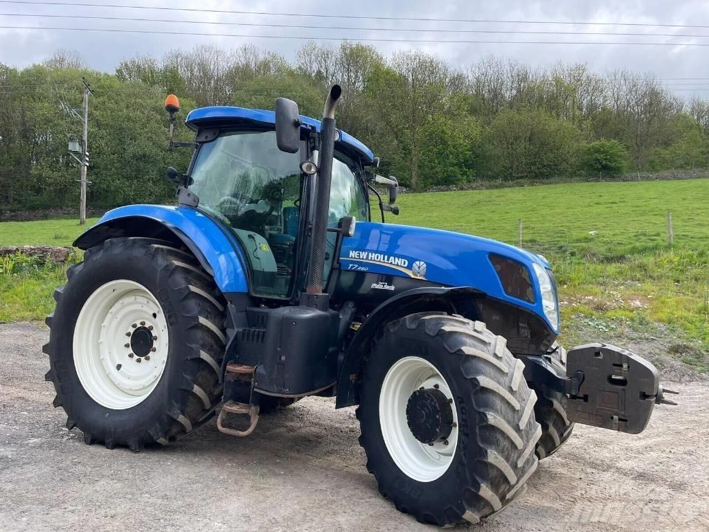 New Holland T 7.250 Traktorji