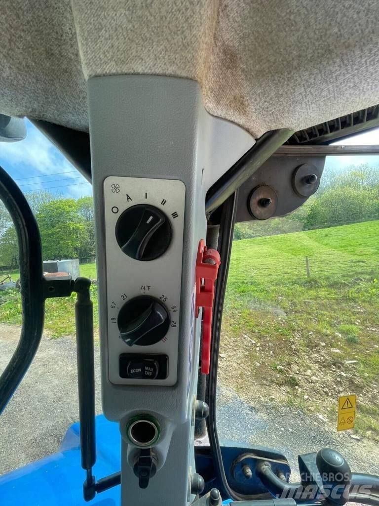 New Holland T 7.250 Traktorji