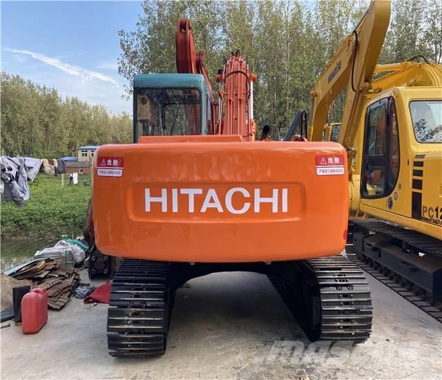 Hitachi EX120 Bagri goseničarji