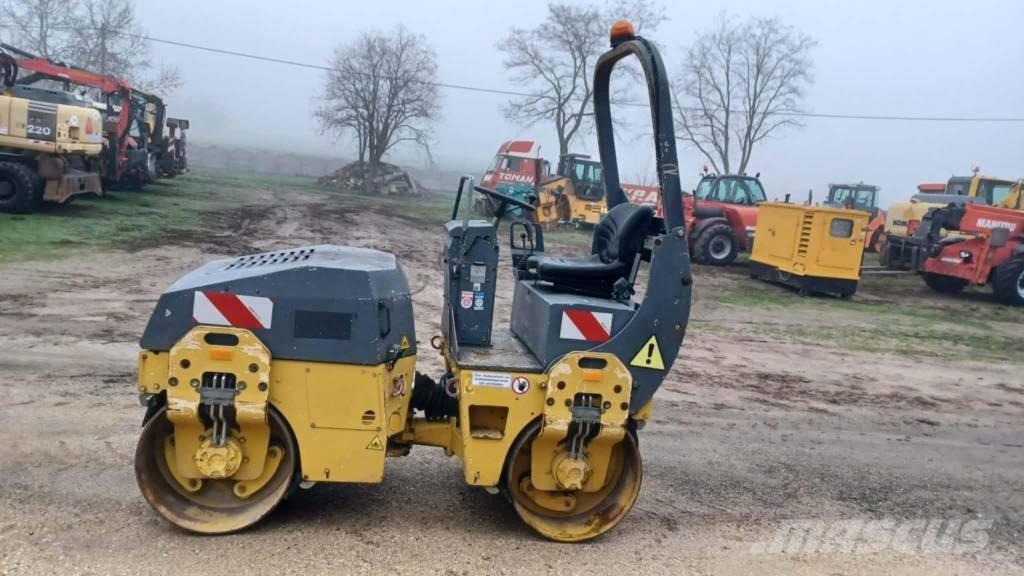 Bomag BW 100 AD-3 Dvojni valjarji
