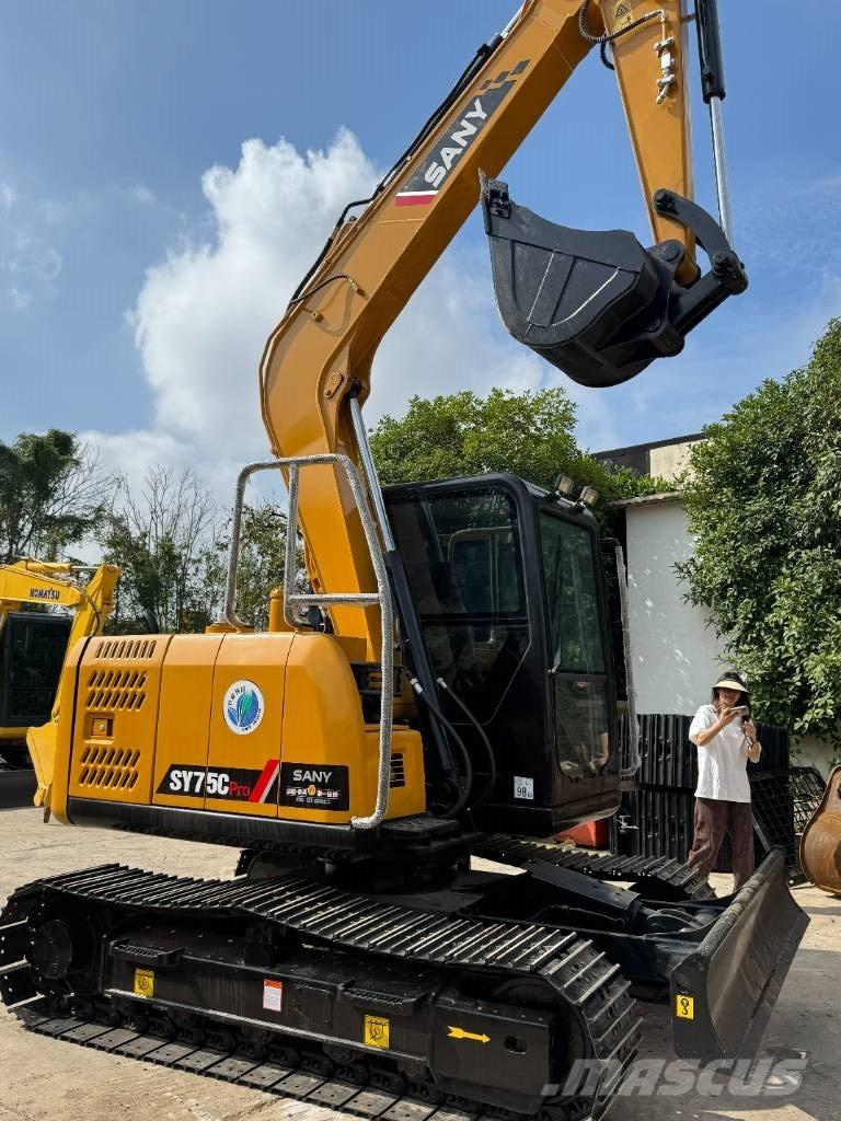 Sany SY75C Mini bagri <7t