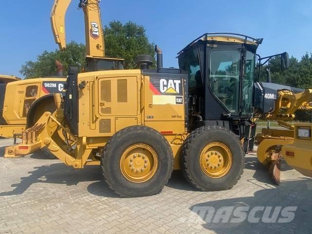 CAT 140M Grederji