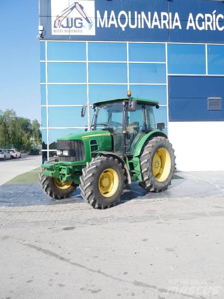 John Deere 6130 D Traktorji