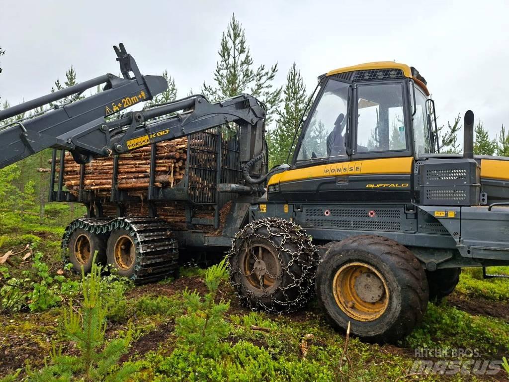 Ponsse BUFFALO 8W Forwarderji
