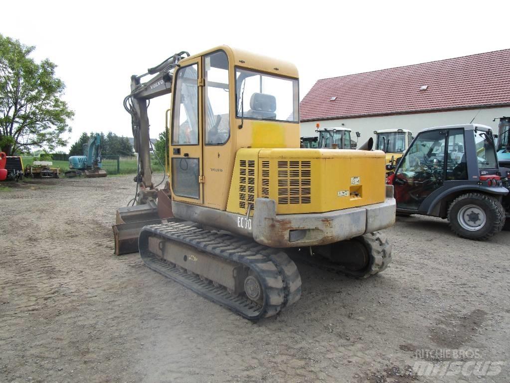 Volvo EC 70  ECR 88 Midi bagri 7t – 12t