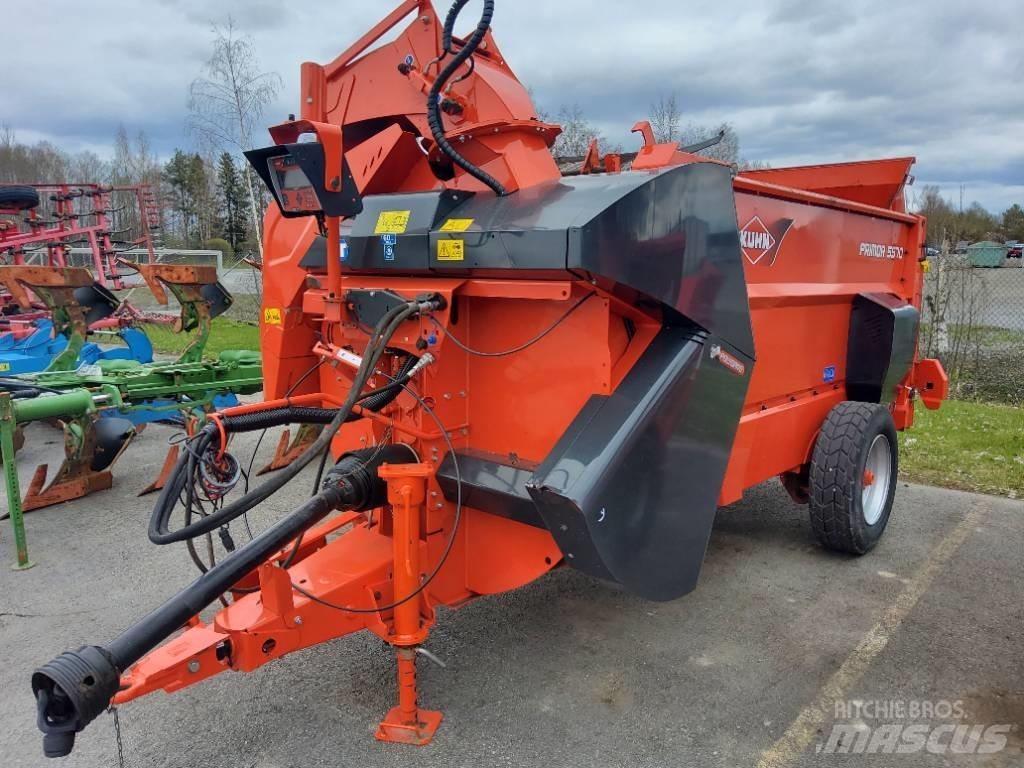 Kuhn Primor 5570 M Rezač za bale, oprema za rezanje in odvijanje bal