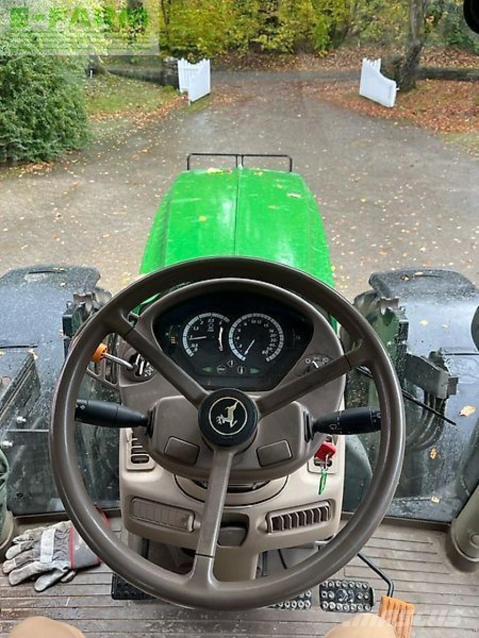 John Deere 6155r Traktorji