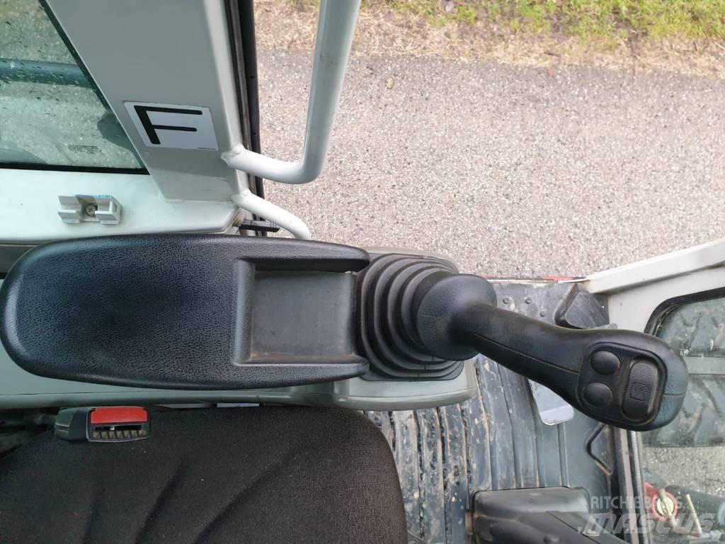 Takeuchi TB 295 W Bagri na kolesih