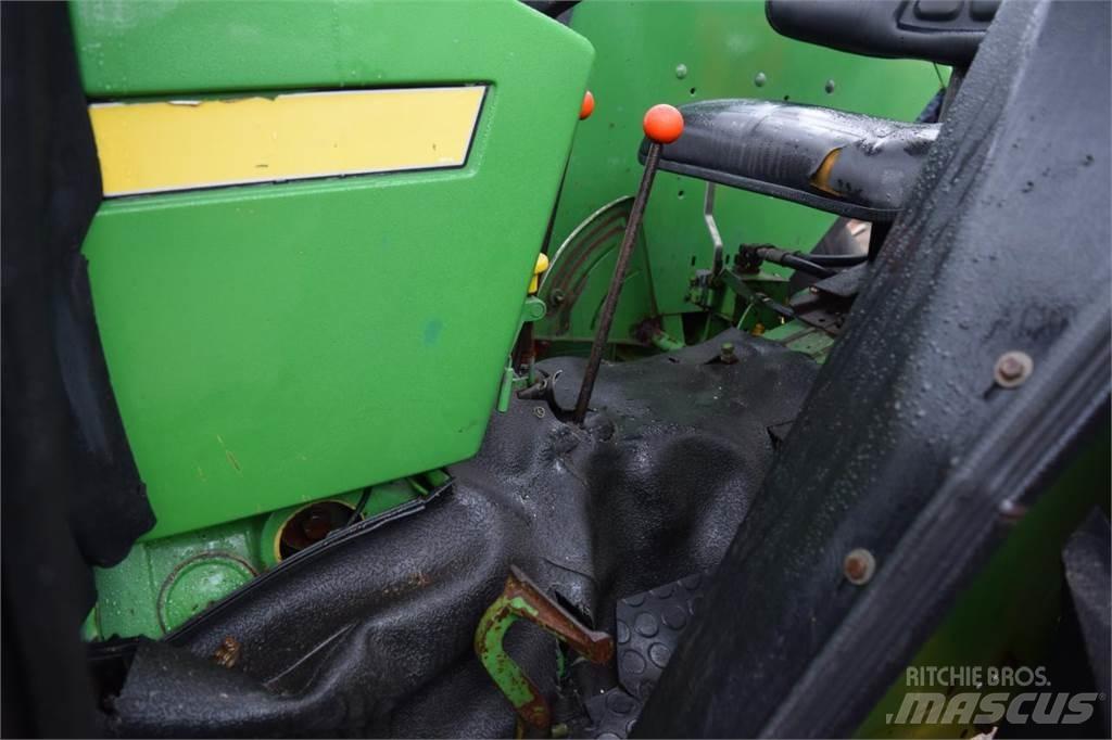 John Deere 1640 Traktorji