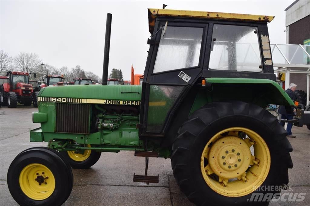 John Deere 1640 Traktorji