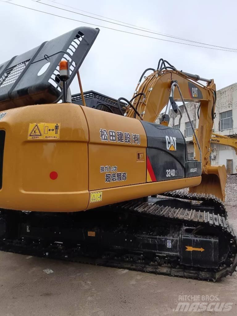 CAT 324D2L Bagri goseničarji