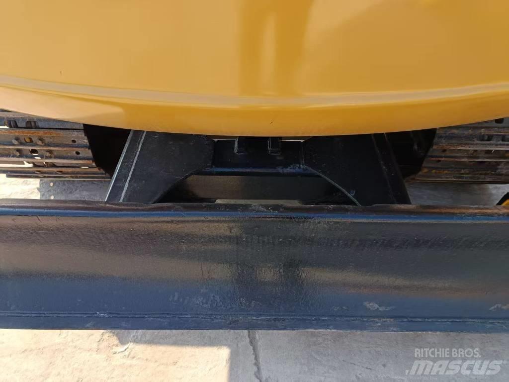 CAT CAT305.5E2 Mini bagri <7t